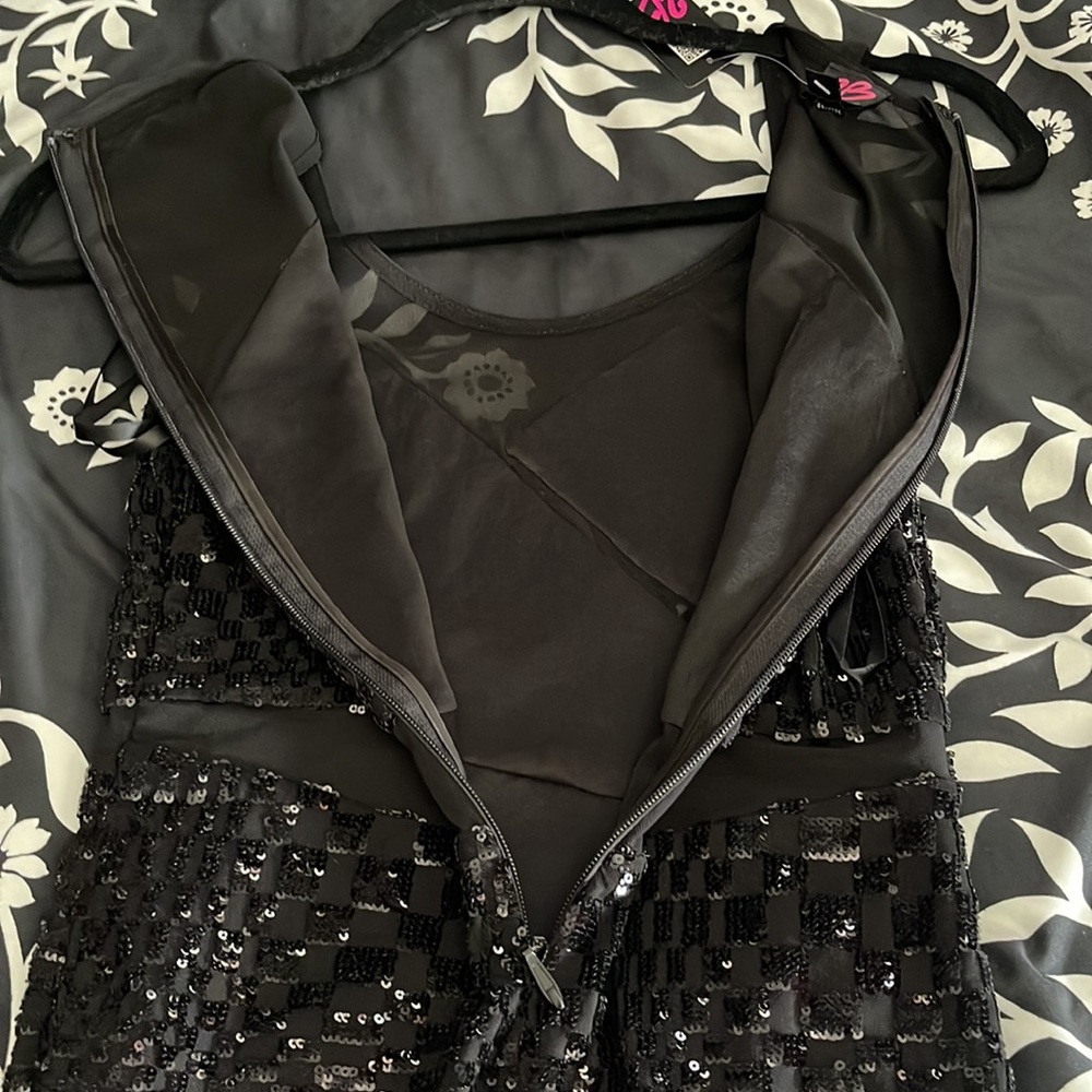 NWT 2B Bebe black sequin mini dress size XS - Picture 9 of 11